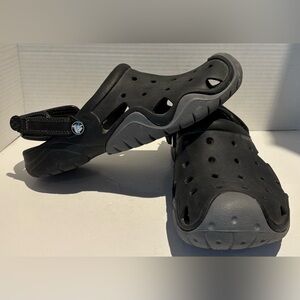 Crocs Swiftwater Clogs Waterproof Adjustable Men's Size Men’s 10 Black/Gray